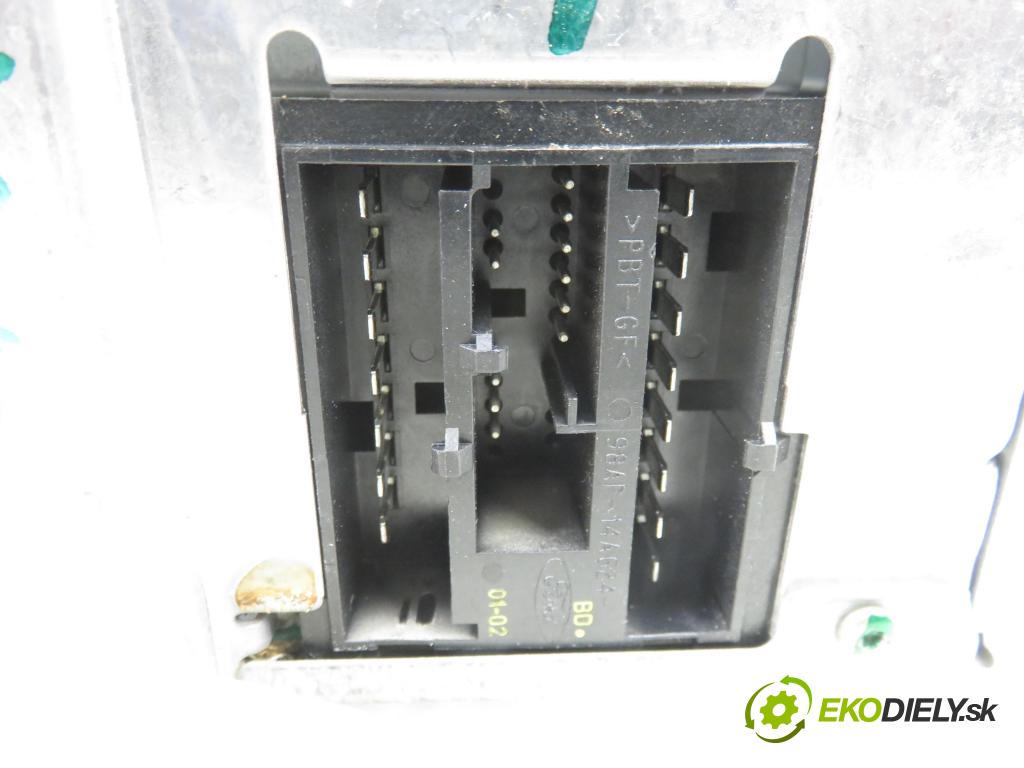 FORD GALAXY (WGR) MINIVAN 2002 85,00 2.0 i DOHC 116 - NSE 1998,00 RADIO YM2118K876KC