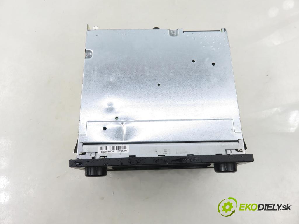 VW POLO (9N_) HB 2006 40,00 1.2 - BMD 1198,00 RADIO 6Q0035152A