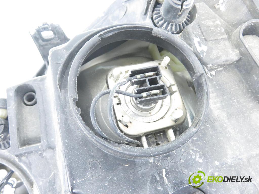 VW POLO (9N_) HB 2008 44,00 1.2 6V 60 - BBM 1198,00 Svetlo PP 6Q1941008AT