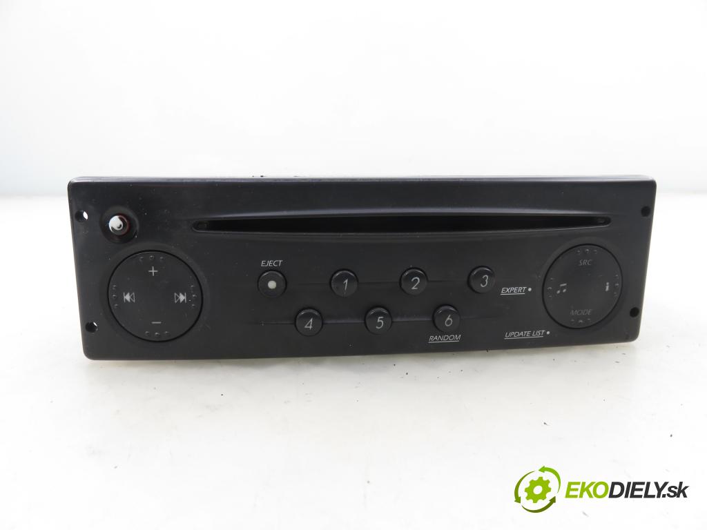 RENAULT ESPACE IV (JK0/1_) MINIVAN 2007 100,00 2.0 (JK09) - F4R 792 1998,00 RADIO 8200622634B