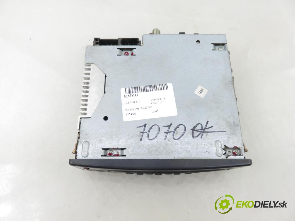 RENAULT ESPACE IV (JK0/1_) MINIVAN 2007 100,00 2.0 (JK09) - F4R 792 1998,00 RADIO 8200622634B