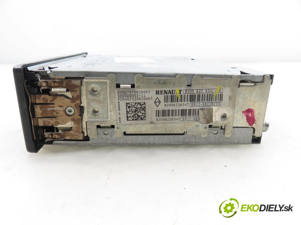 RENAULT ESPACE IV (JK0/1_) MINIVAN 2007 100,00 2.0 (JK09) - F4R 792 1998,00 RADIO 8200622634B