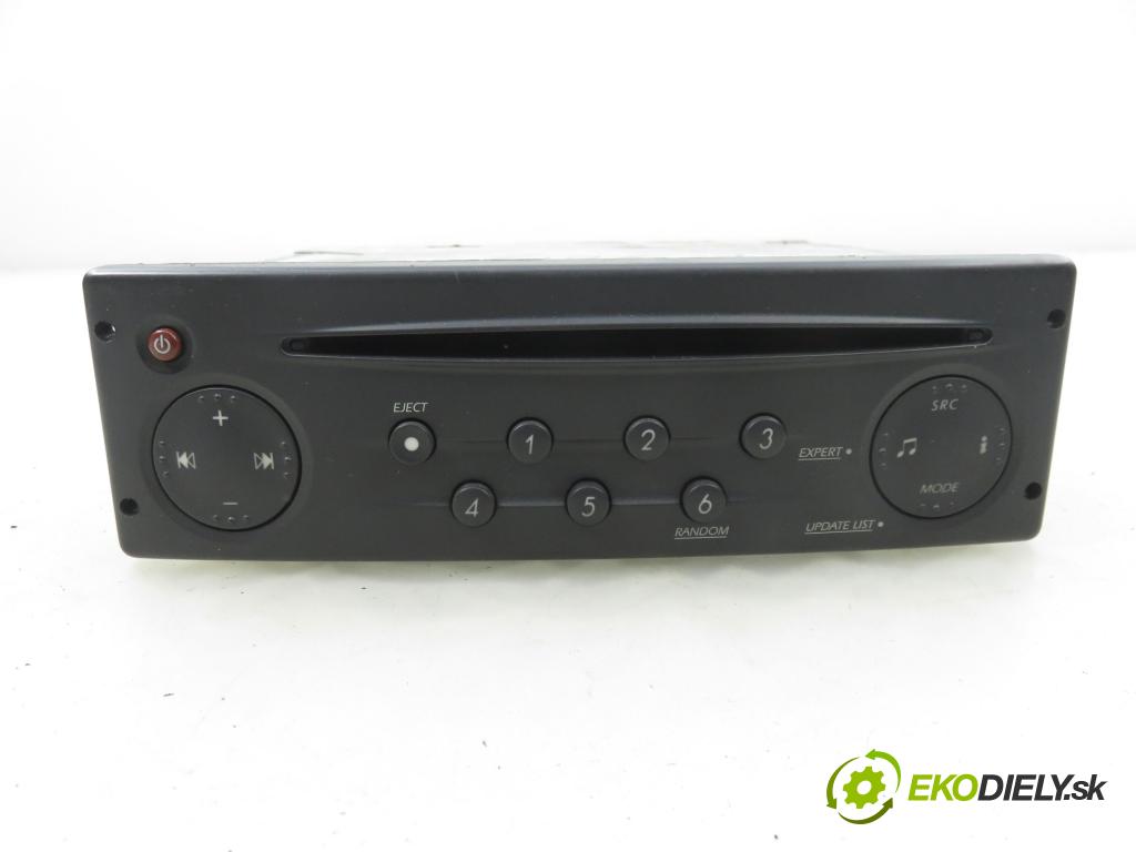 RENAULT ESPACE IV (JK0/1_) MINIVAN 2005 85,00 1.9 dCi 116 - F9Q 820 1870,00 RADIO CD 8200367499