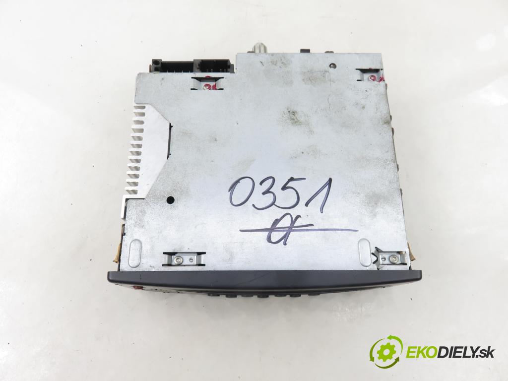 RENAULT ESPACE IV (JK0/1_) MINIVAN 2005 85,00 1.9 dCi 116 - F9Q 820 1870,00 RADIO CD 8200367499