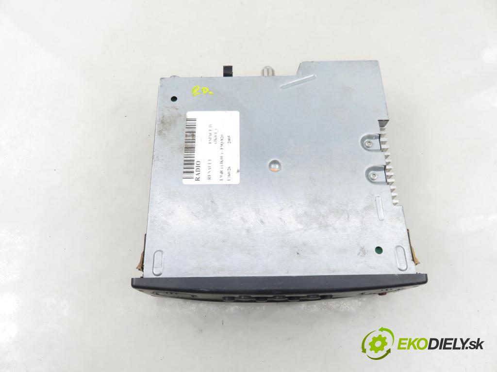 RENAULT ESPACE IV (JK0/1_) MINIVAN 2005 85,00 1.9 dCi 116 - F9Q 820 1870,00 RADIO CD 8200367499