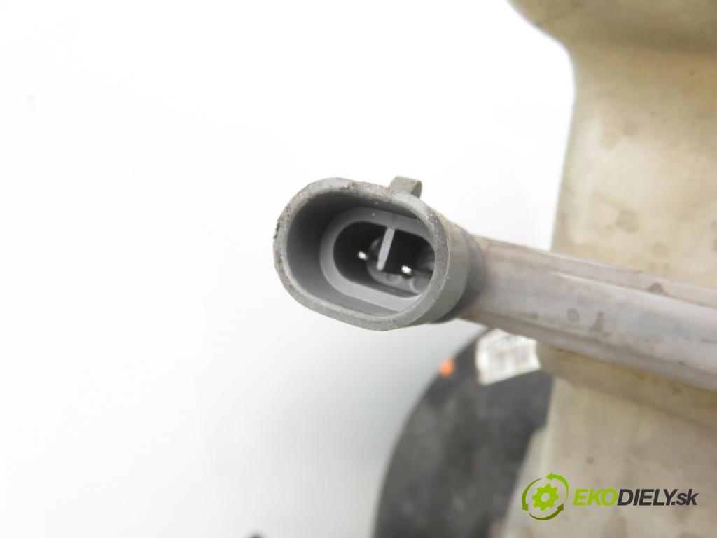 FIAT CROMA (194_) KOMBI 2008 147,00 2.4 D Multijet 200 - 939 A3.000 2387,00 Posilovač 13126709TA ; 51707540 (Servočerpadlo)