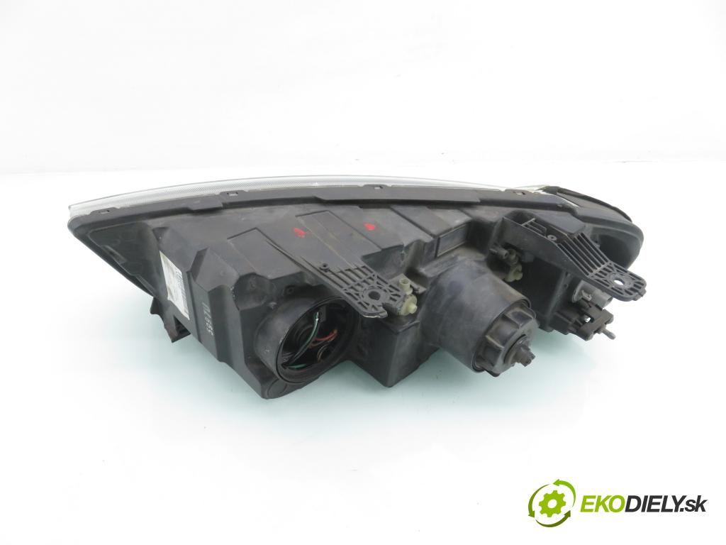 CHEVROLET CAPTIVA (C100, C140) SUV 2012 135,00 2.2 D 4WD 184 - Z 22 D1 2231,00 Svetlo PP