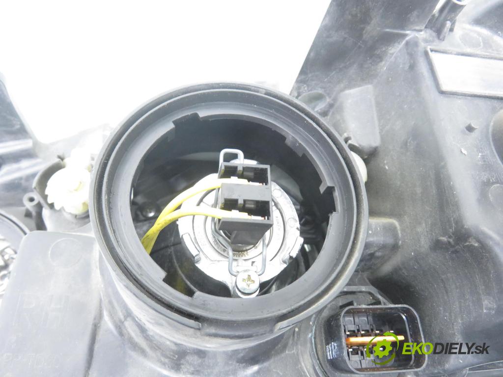 CHEVROLET CAPTIVA (C100, C140) SUV 2012 135,00 2.2 D 4WD 184 - Z 22 D1 2231,00 Svetlo PP