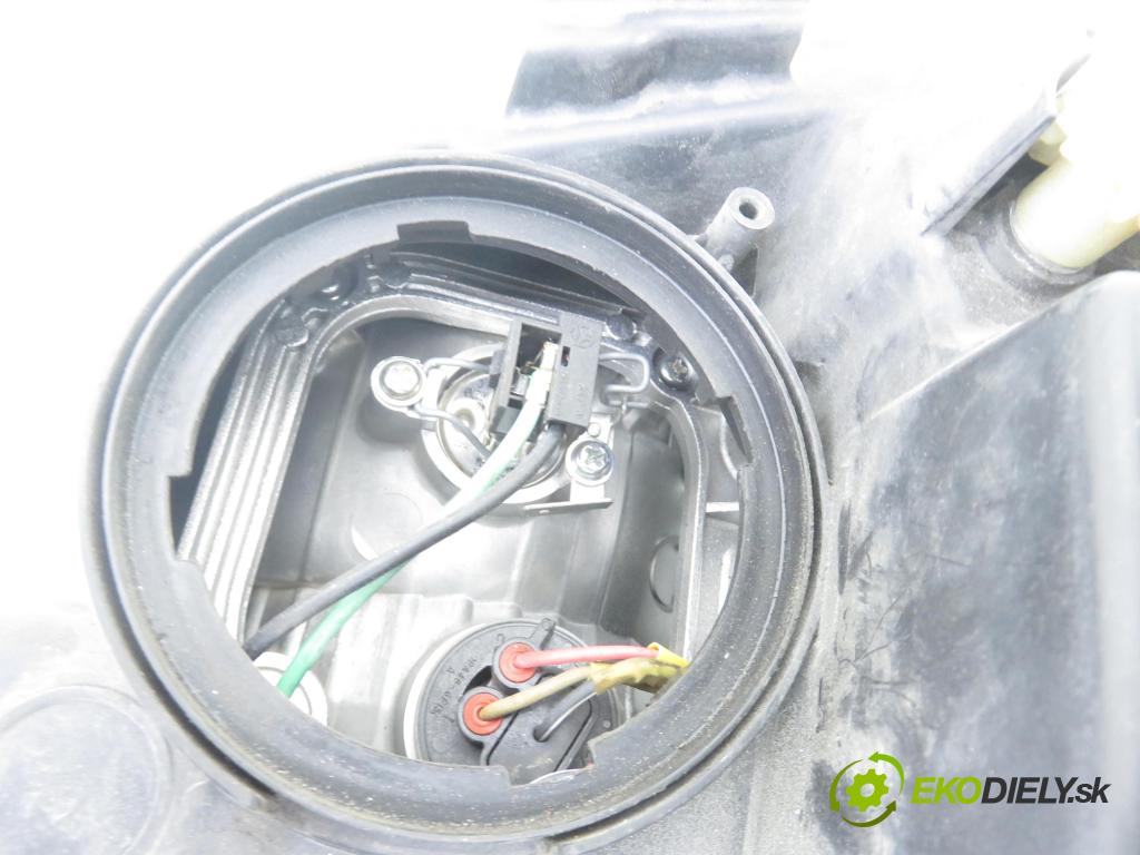 CHEVROLET CAPTIVA (C100, C140) SUV 2012 135,00 2.2 D 4WD 184 - Z 22 D1 2231,00 Svetlo PP