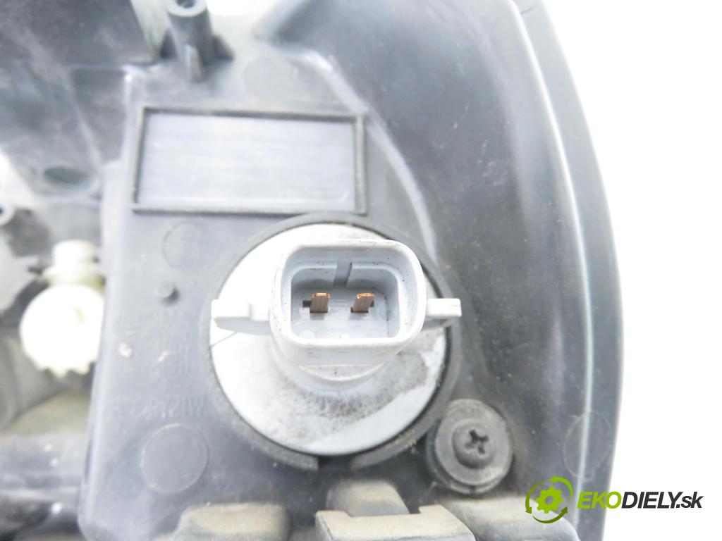 CHEVROLET CAPTIVA (C100, C140) SUV 2012 135,00 2.2 D 4WD 184 - Z 22 D1 2231,00 Svetlo PP