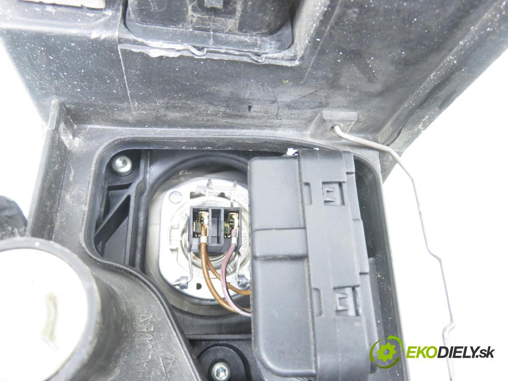 AUDI A4 (8E2, B6) SEDAN 2004 96,00 1.9 TDI PD 130 1896,00 světlo PP 8E0941004F