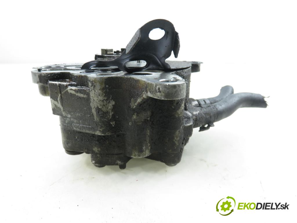 AUDI A3 (8P1) HB 2003 103,00 2.0 TDI PD 16V 140 1968,00 Pumpa vákuová 03G145209C