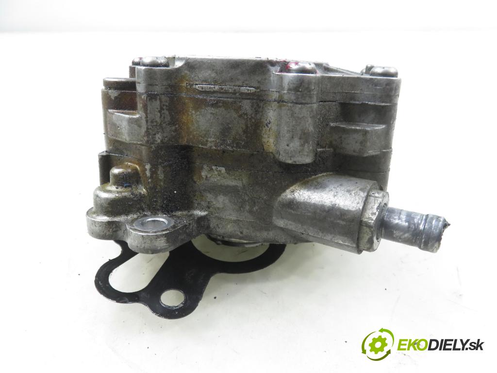 AUDI A3 (8P1) HB 2003 103,00 2.0 TDI PD 16V 140 1968,00 Pumpa vákuová 03G145209C