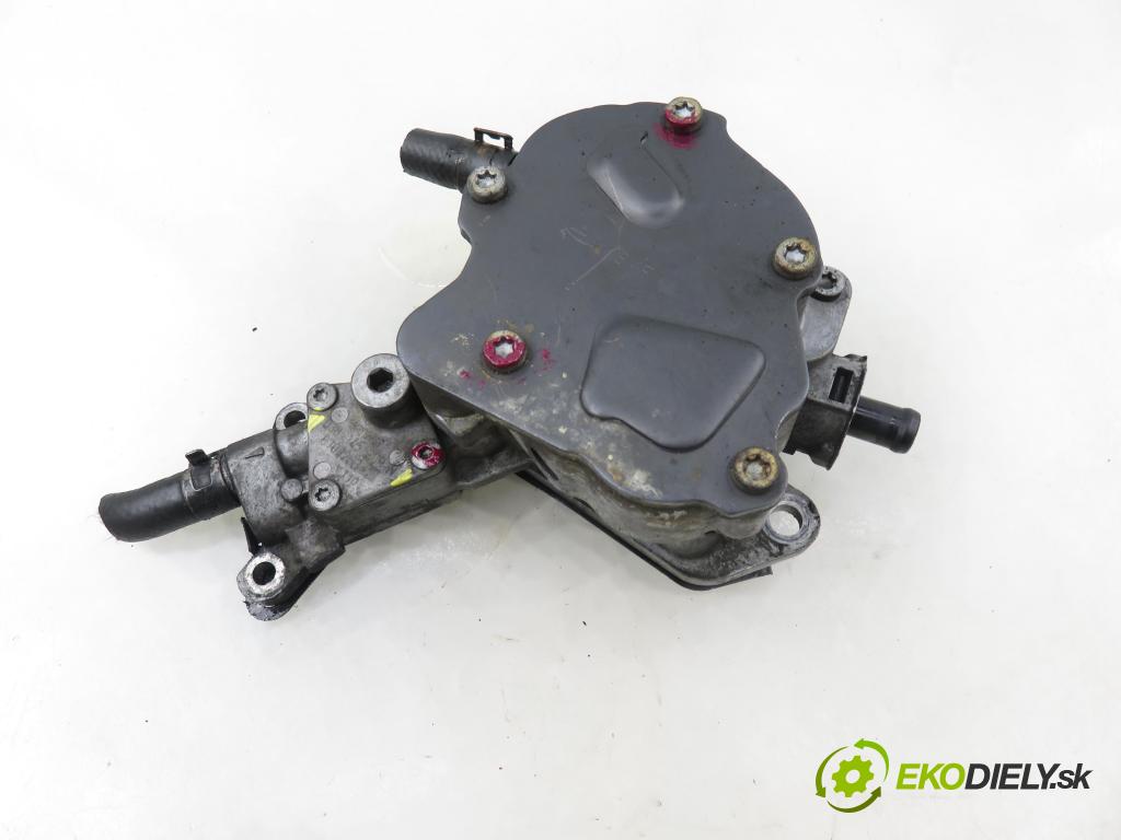 SEAT LEON (1P1) HB 2007 77,00 1.9 TDI - BLS 1896,00 Pumpa vákuová 038145209N