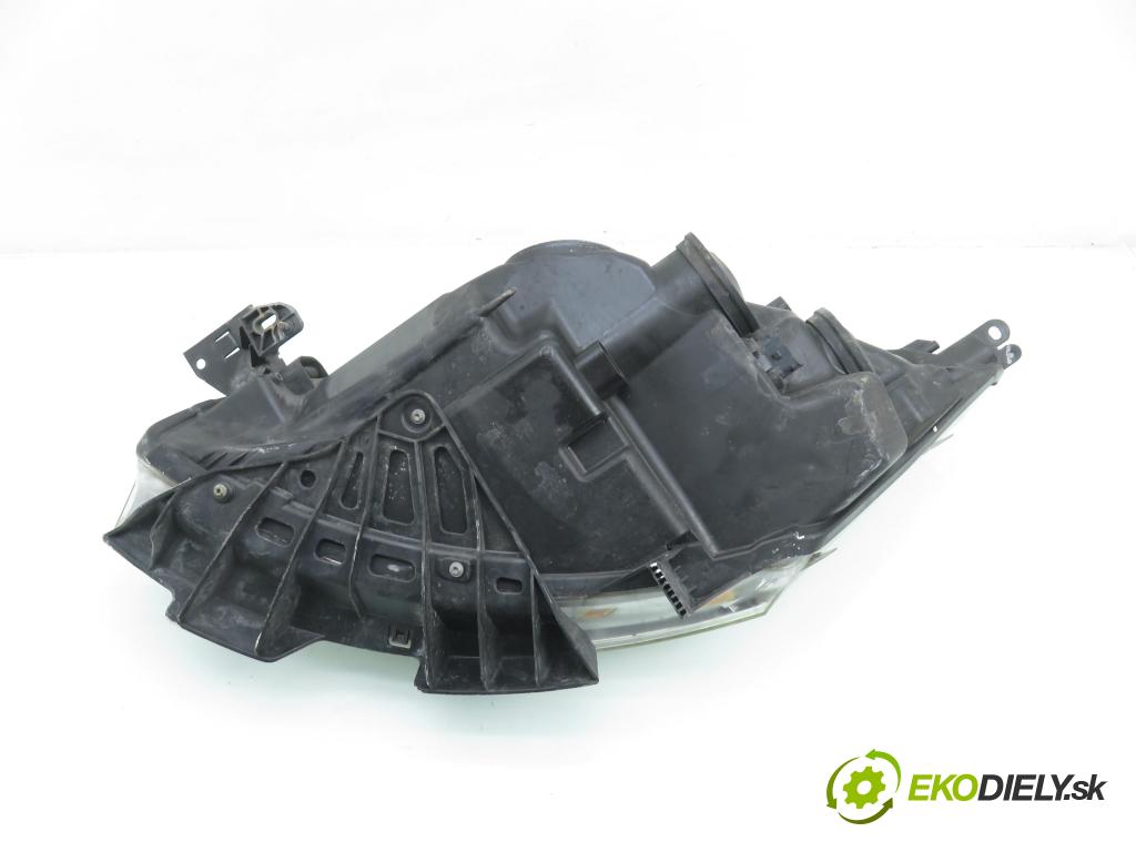 CITROEN C4 Picasso I (UD_) MINIVAN 2007 92,00 1.8 i 16V - 6FY (EW7A) 1749,00 světlo PP