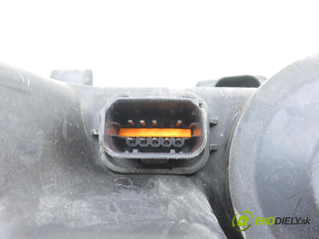 CITROEN C4 Picasso I (UD_) MINIVAN 2007 92,00 1.8 i 16V - 6FY (EW7A) 1749,00 světlo PP