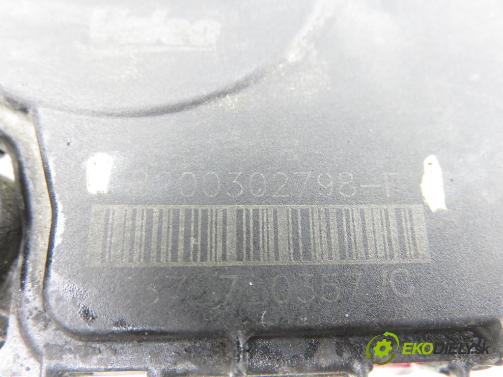 RENAULT SCENIC II (JM0/1_) MINIVAN 2008 78,00 1.5 dCi 106 - K9K 732 1461,00 Škrtiaca klapka 8200302798 ; 8200302798F (Škrtiaca klapka)