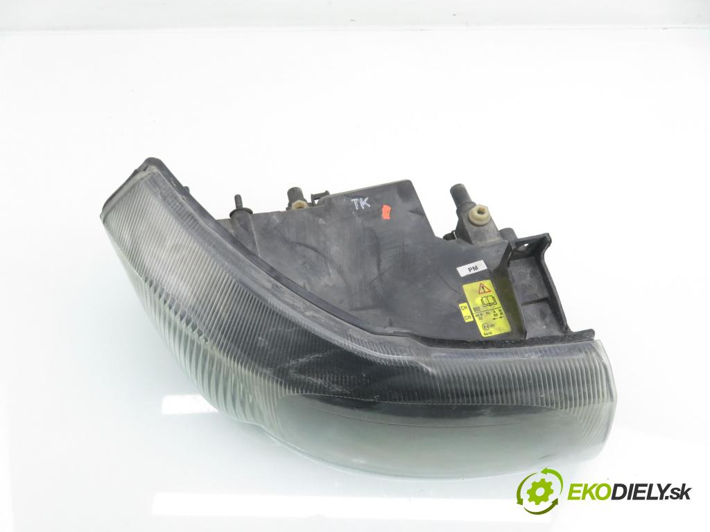 FORD TRANSIT Furgon (FA_ _) FURGON 2000 66,00 2.4 DI (FAA_, FAB_, FAC_, FAD_) - D2FA 2402,00 Svetlo PP