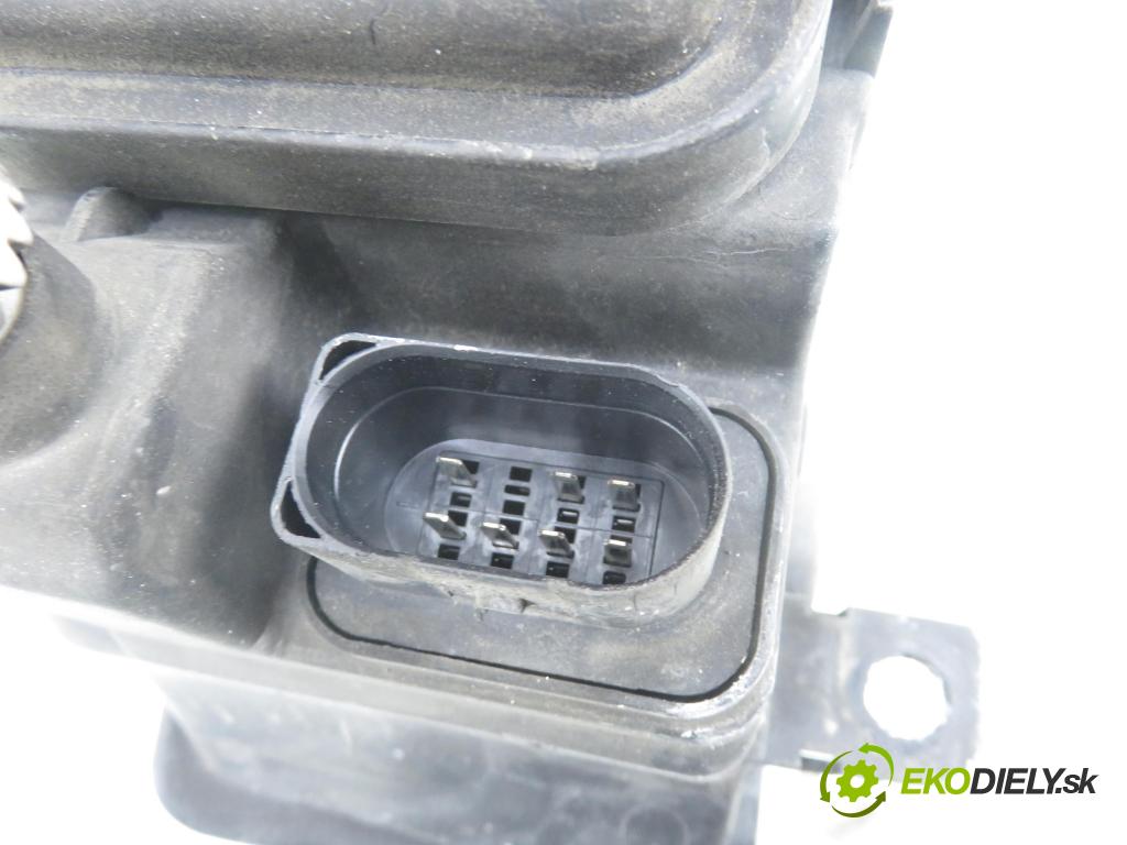 SEAT TOLEDO II (1M2) SEDAN 2003 81,00 1.9 TDI - ASV 1896,00 Svetlo PP