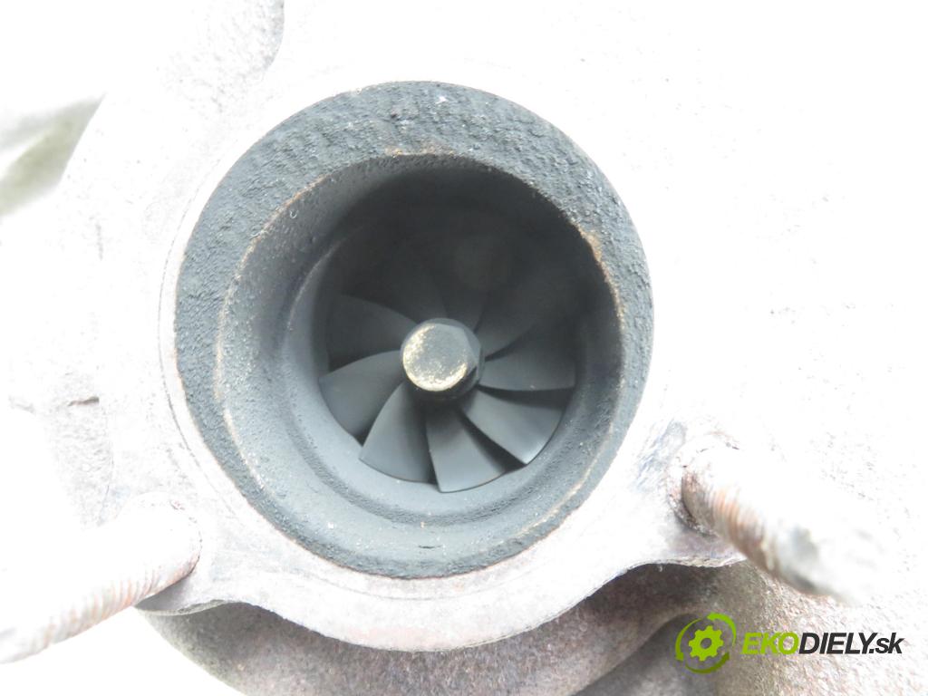 VW GOLF IV Variant (1J5) KOMBI 2002 74,00 1.9 TDI PD 101 - AXR 1896,00 RYCHLONABÍJEČKA: 038253016N (Kompletní turbodmychadlo)