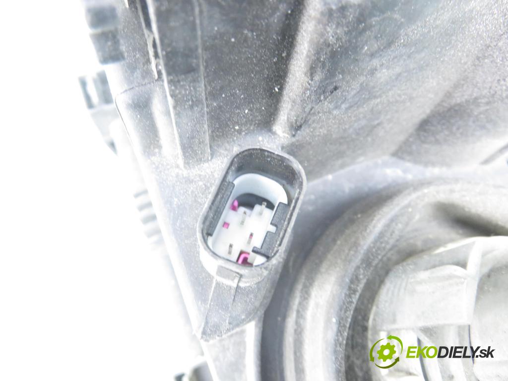 BMW 3 Touring (E46) KOMBI 2000 100,00 320 d 136 - M47 D20 (204D1) 1951,00 Svetlo PP 6902746