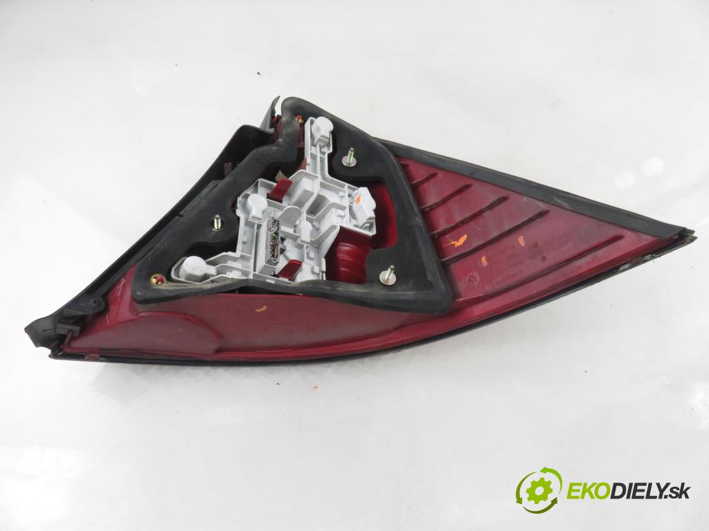 FORD MONDEO III (B5Y) LIFTBACK 2002 96,00 2.0 TDCi - FMBA 1998,00 Svetlo ľavé zadné 6S7113405A