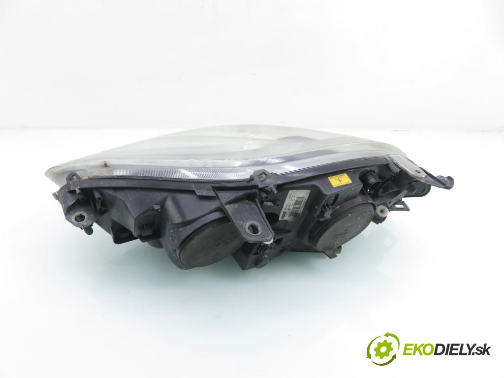 FIAT CROMA (194_) KOMBI 2008 147,00 2.4 D Multijet 200 - 939 A3.000 2387,00 Svetlo PP 51824214 ; 1307329250