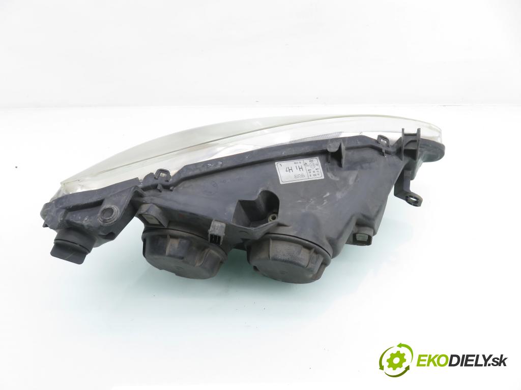 PEUGEOT 307 (3A/C) HB 2002 66,00 2.0 HDi 90 - RHY (DW10TD) 1997,00 světlo LP