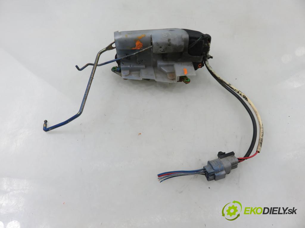 TOYOTA RAV 4 I (_A1_) SUV 1994 95,00 2.0 4WD - 3S-FE 1998,00 zámok