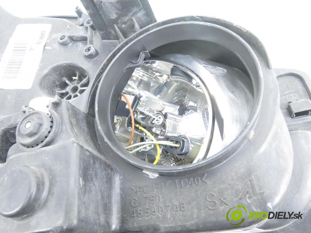 FIAT CROMA (194_) KOMBI 2008 147,00 2.4 D Multijet 200 - 939 A3.000 2387,00 Svetlo LP 51824216 ; 1307329250