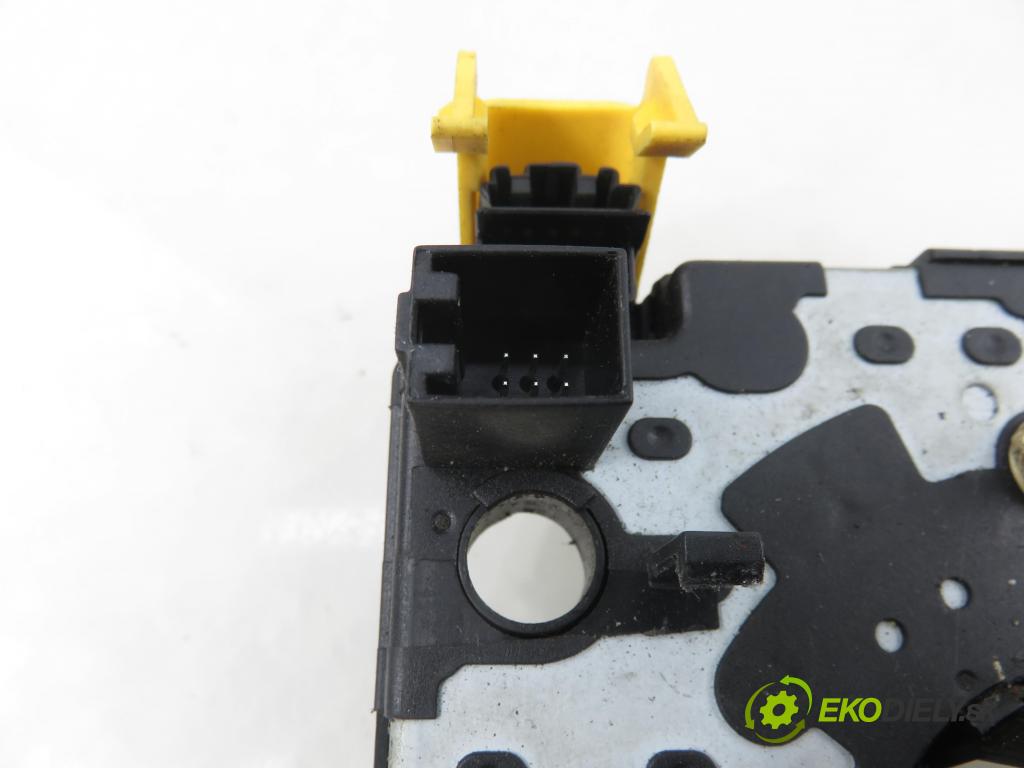 VW GOLF IV (1J1) HB 2002 66,00 1.9 TDI 90 - ALH 1896,00 PÁSKA: air BAG 1J0959654AP