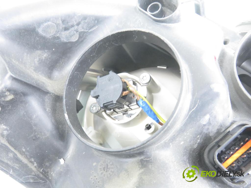 CITROEN C4 Picasso I (UD_) MINIVAN 2007 92,00 1.8 i 16V - 6FY (EW7A) 1749,00 světlo LP