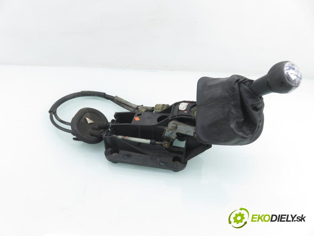 PEUGEOT 307 (3A/C) HB 2002 66,00 2.0 HDi 90 - RHY (DW10TD) 1997,00 ZVEDÁK: 9646868480