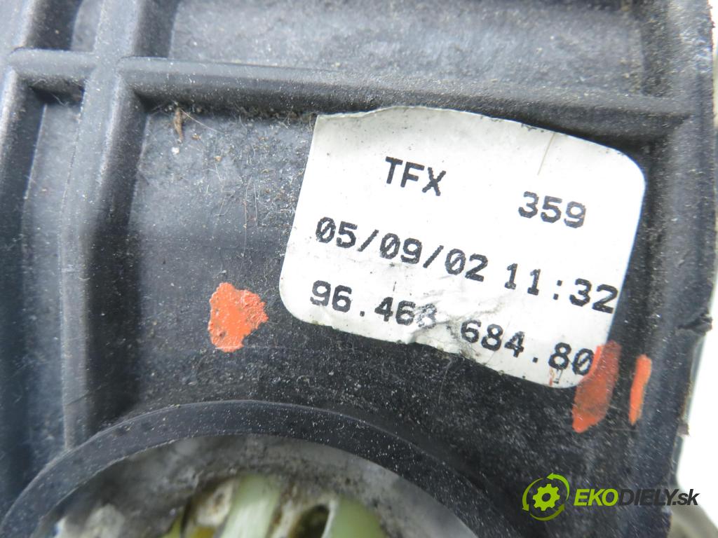 PEUGEOT 307 (3A/C) HB 2002 66,00 2.0 HDi 90 - RHY (DW10TD) 1997,00 ZVEDÁK: 9646868480