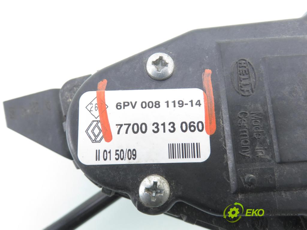 RENAULT TRAFIC II Autobus (JL) BUS 2002 74,00 1.9 dCI 100 (JL0C) - F9Q 760 1870,00 potenciometr plynového pedálu 7700313060 ; 6PV00811914 (Potenciometr plynového pedálu)