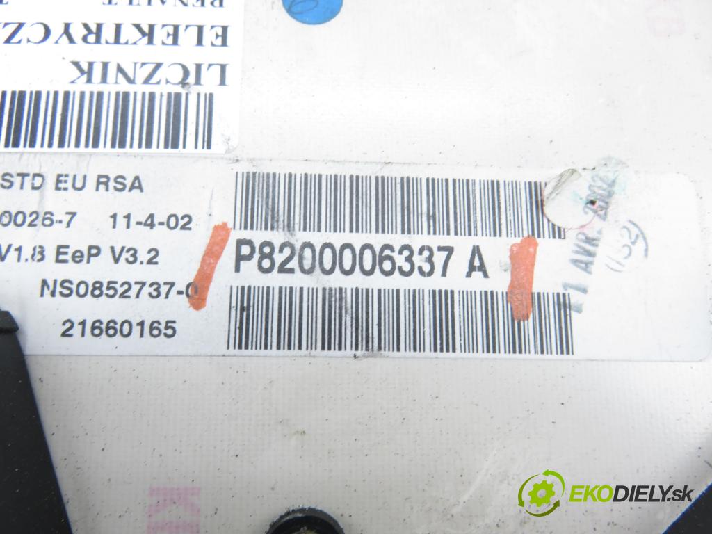 RENAULT TRAFIC II Autobus (JL) BUS 2002 74,00 1.9 dCI 100 (JL0C) - F9Q 760 1870,00 prístrojovka elektrický P8200006337A