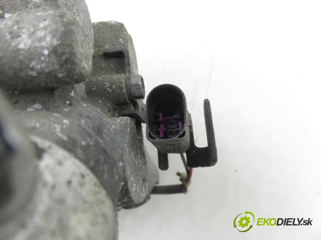 VW POLO (9N_) HB 2006 51,00 1.4 TDI - BNM 1422,00 KOMPRESOR: klimatizácie 6Q0820803P ; 4471907620 (Kompresor klimatizácie)