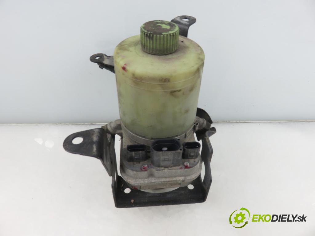 VW POLO (9N_) HB 2006 51,00 1.4 TDI - BNM 1422,00 Pumpa servočerpadlo 6Q0423156AB ; 6Q1423051BK ; 6Q2423051AF