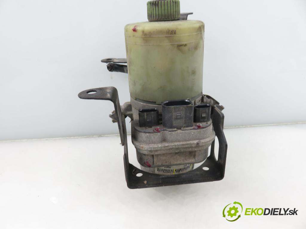 VW POLO (9N_) HB 2006 51,00 1.4 TDI - BNM 1422,00 Pumpa servočerpadlo 6Q0423156AB ; 6Q1423051BK ; 6Q2423051AF