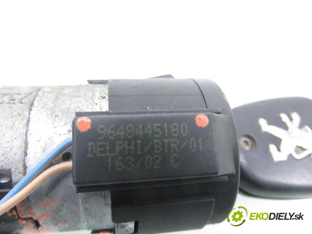 PEUGEOT 307 (3A/C) HB 2002 66,00 2.0 HDi 90 - RHY (DW10TD) 1997,00 spinačka 9648445180 (Spínacia skrinka)