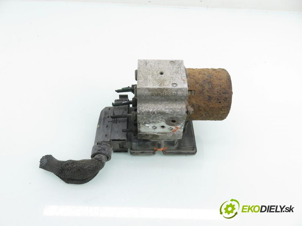 RENAULT TRAFIC II Autobus (JL) BUS 2002 74,00 1.9 dCI 100 (JL0C) - F9Q 760 1870,00 Pumpa ABS 13509005 ; 13664105 (Pumpa ABS)