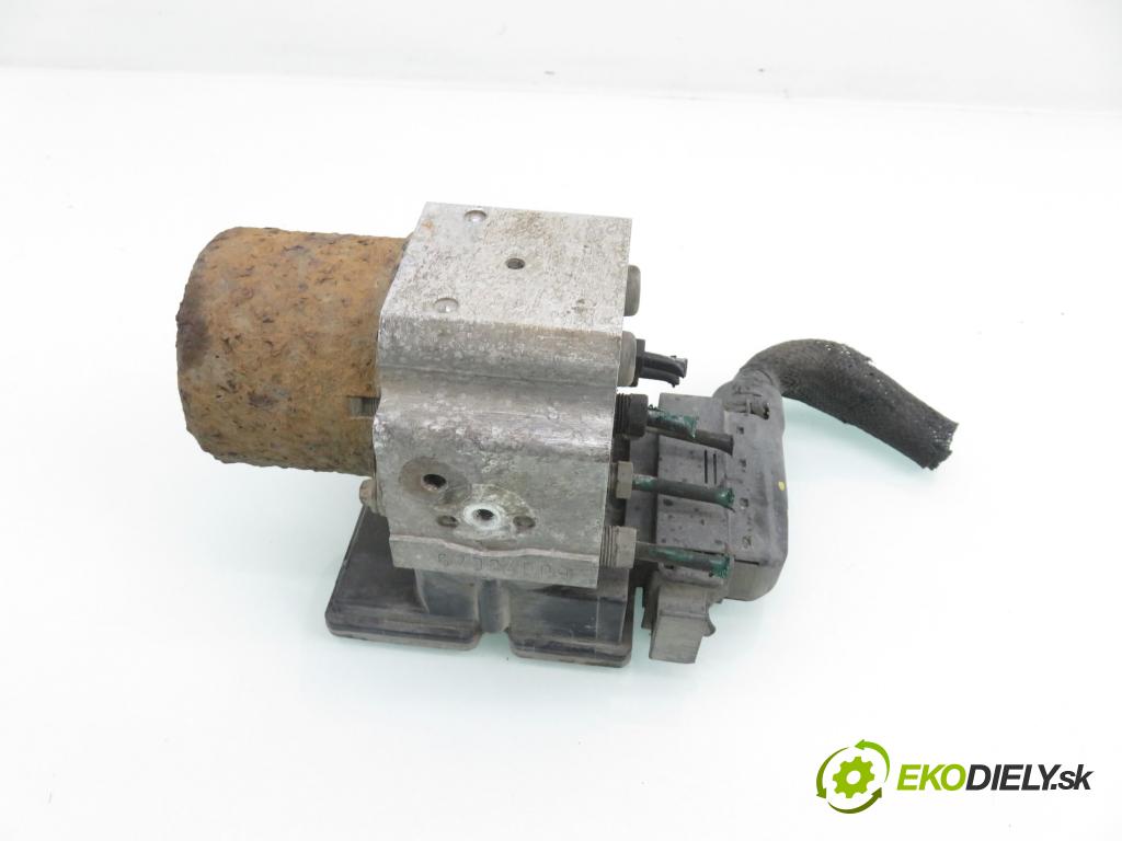 RENAULT TRAFIC II Autobus (JL) BUS 2002 74,00 1.9 dCI 100 (JL0C) - F9Q 760 1870,00 Pumpa ABS 13509005 ; 13664105 (Pumpa ABS)