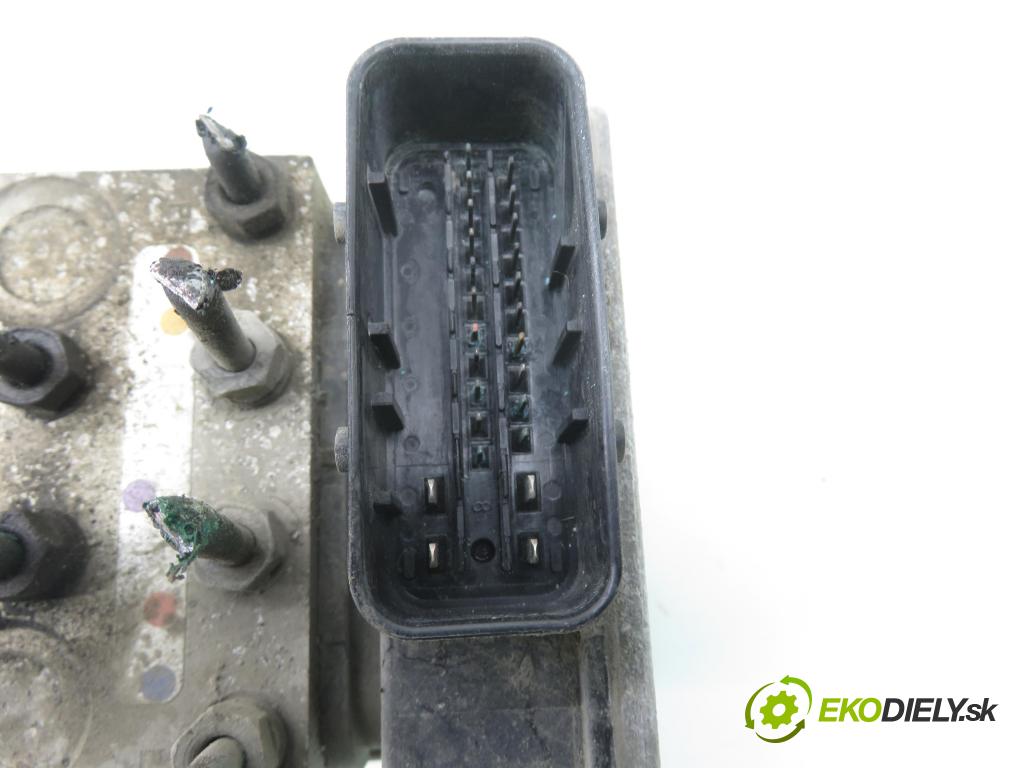 RENAULT TRAFIC II Autobus (JL) BUS 2002 74,00 1.9 dCI 100 (JL0C) - F9Q 760 1870,00 Pumpa ABS 13509005 ; 13664105 (Pumpa ABS)