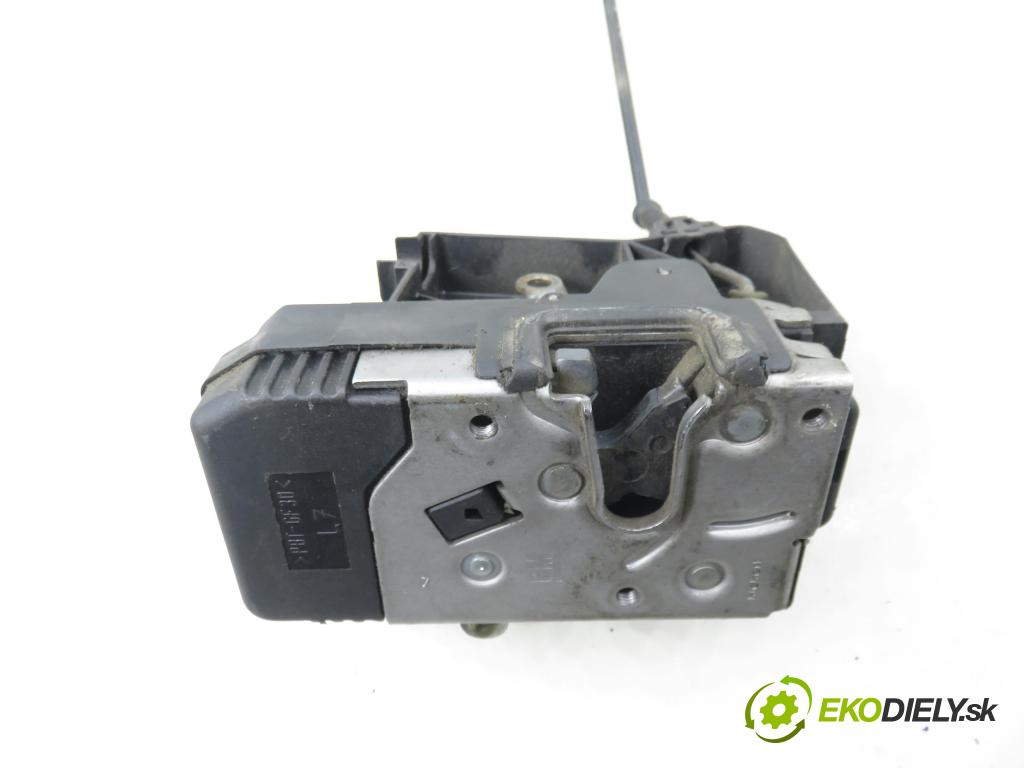 RENAULT TRAFIC II Autobus (JL) BUS 2002 74,00 1.9 dCI 100 (JL0C) - F9Q 760 1870,00 zámok 8200008246 ; 91166237