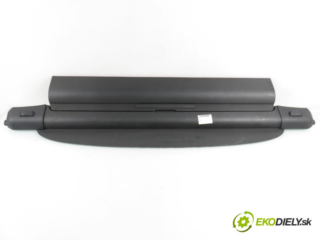 VOLVO V50 (MW) KOMBI 2005 103,00 2.4 - B 5244 S5 2435,00 Roleta kufor 39984055