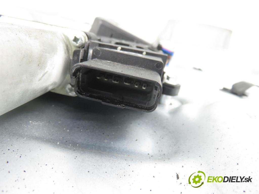 FIAT CROMA (194_) KOMBI 2008 147,00 2.4 D Multijet 200 - 939 A3.000 2387,00 mechanismus oken 51796695