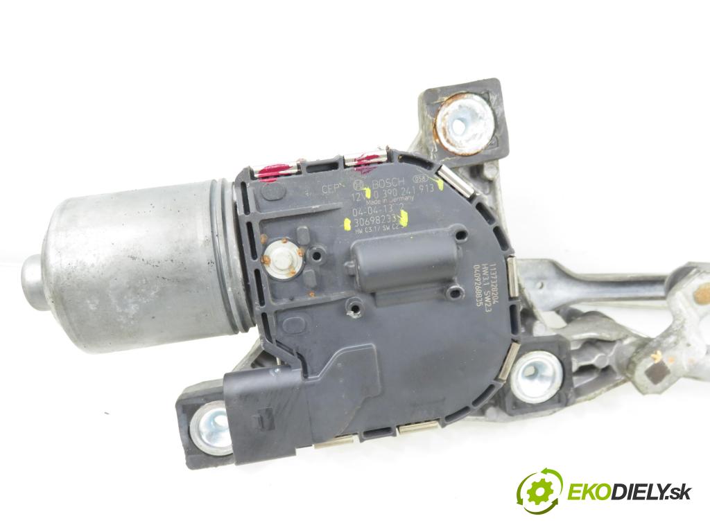 VOLVO V50 (MW) KOMBI 2005 103,00 2.4 - B 5244 S5 2435,00 MECHANISMUS/ motorek stěračů 30698235 ; 3397020729 ; 30698233