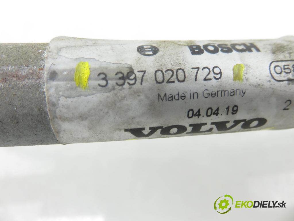 VOLVO V50 (MW) KOMBI 2005 103,00 2.4 - B 5244 S5 2435,00 MECHANISMUS/ motorek stěračů 30698235 ; 3397020729 ; 30698233