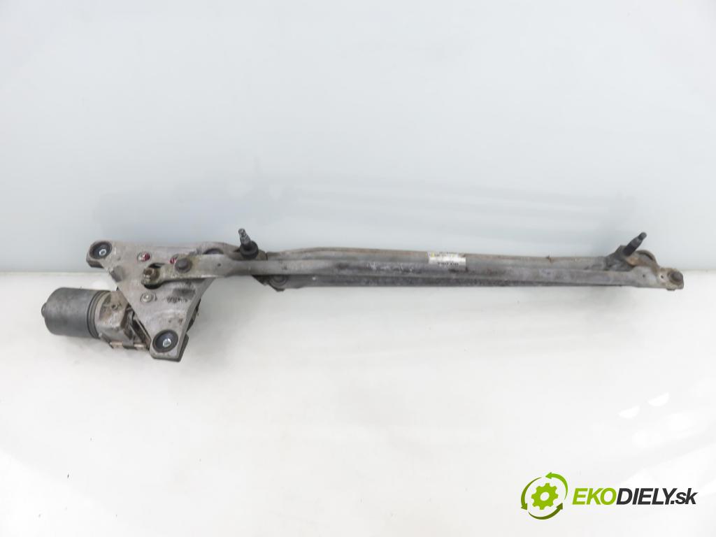 VOLVO V50 (MW) KOMBI 2005 103,00 2.4 - B 5244 S5 2435,00 MECHANISMUS/ motorek stěračů 30698235 ; 3397020729 ; 30698233