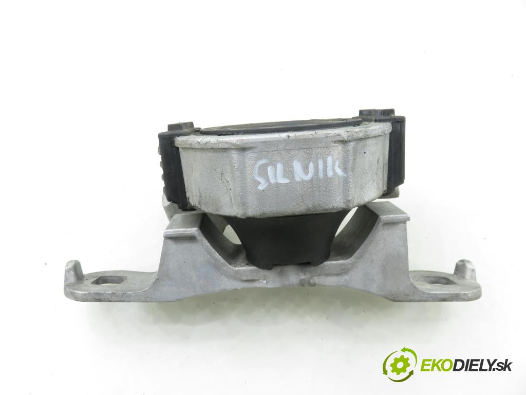 VOLVO V50 (MW) KOMBI 2005 103,00 2.4 - B 5244 S5 2435,00 AirBag motora